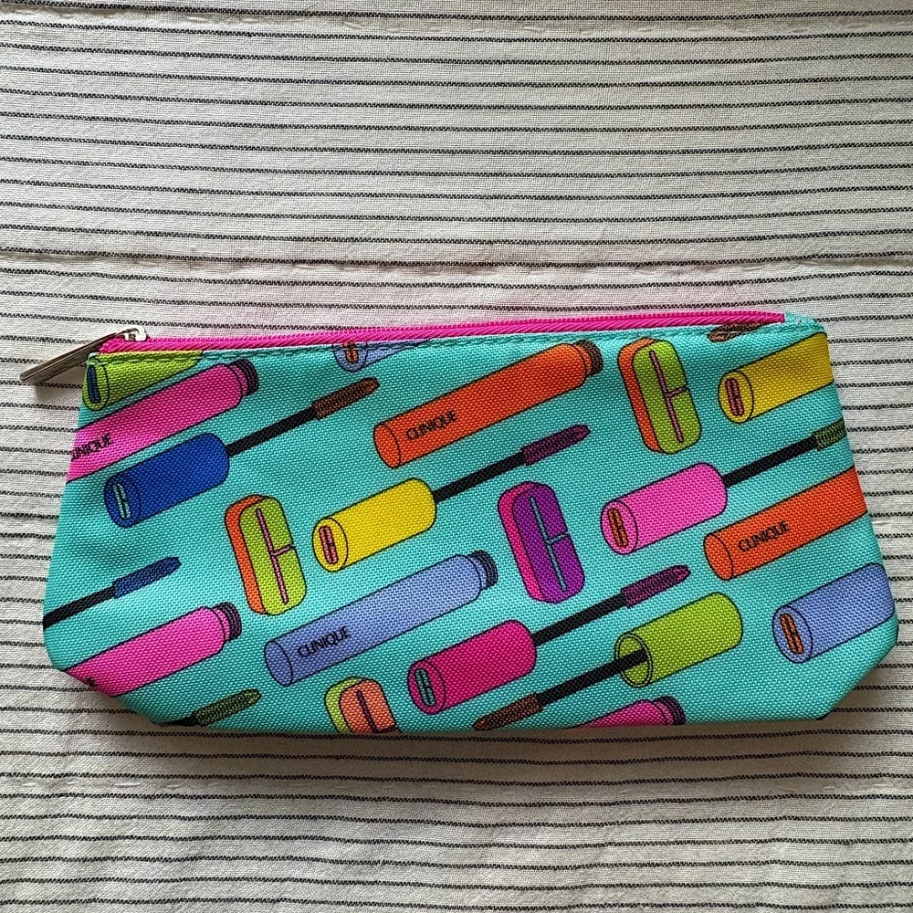 Clinique Makeup Pouch — new!